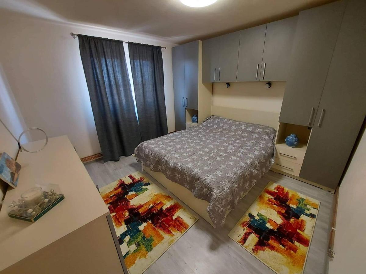 Apartament Blaj מראה חיצוני תמונה